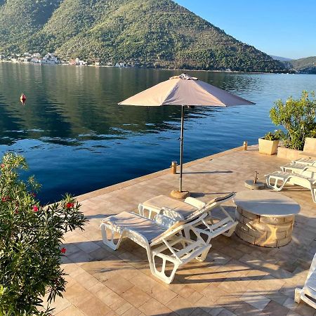 Apartment Stern Perast Esterno foto